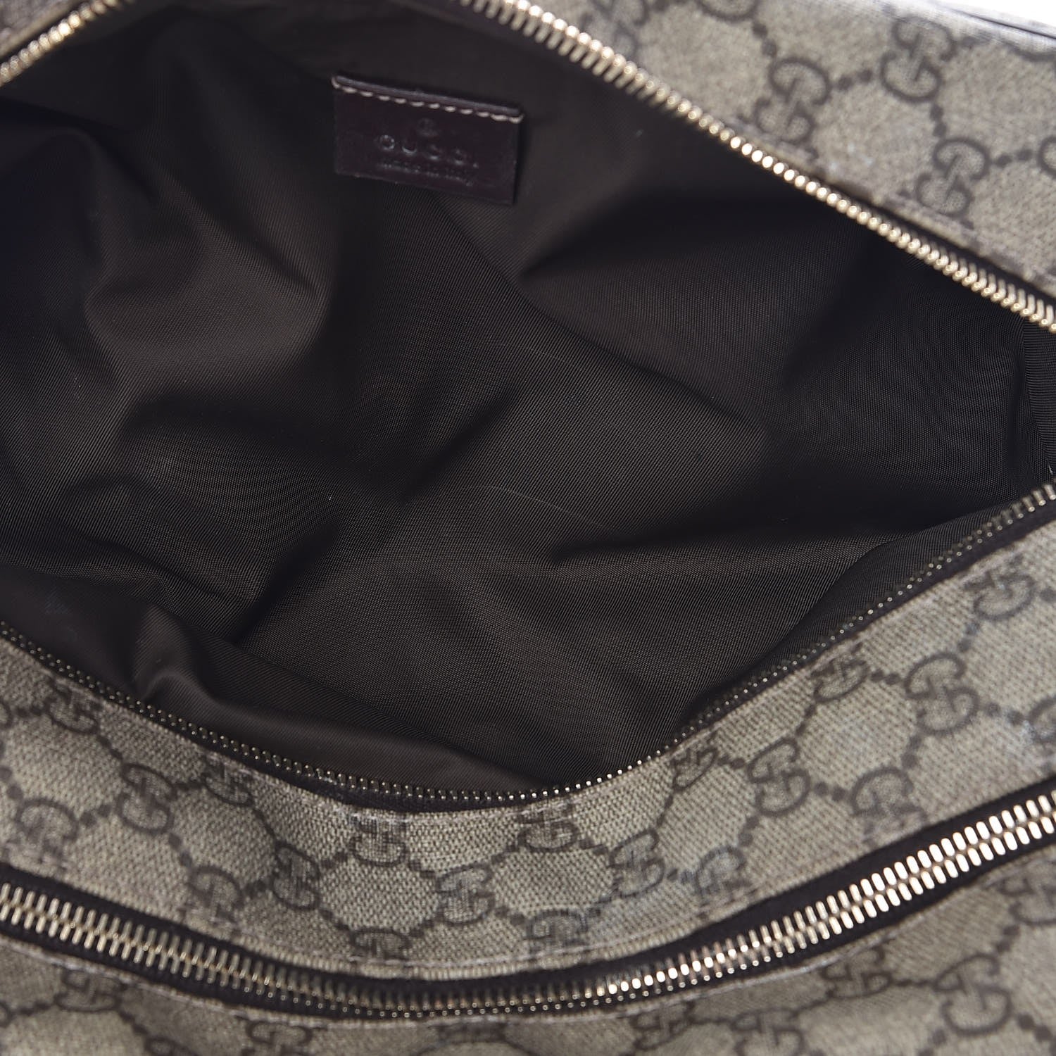 Gucci GG Supreme Monogram Toiletry Case Dark Brown 5 of 9