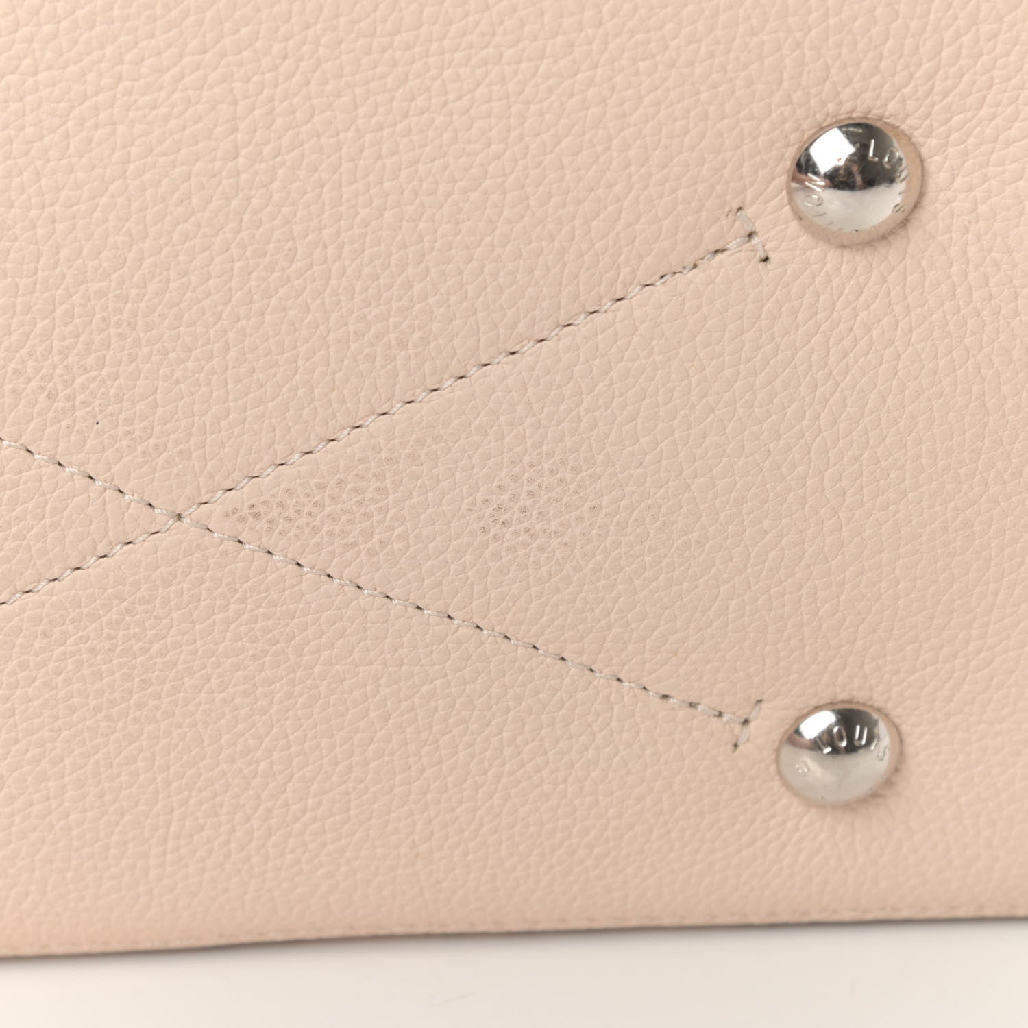 Louis Vuitton Mahina Muria Creme 11 of 14