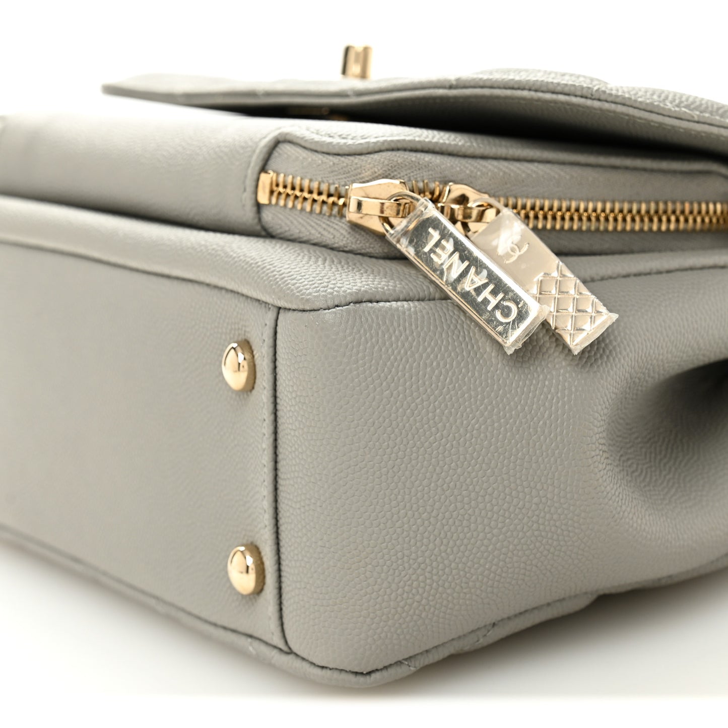 Caviar Quilted Medium Business Affinity Flap Grey