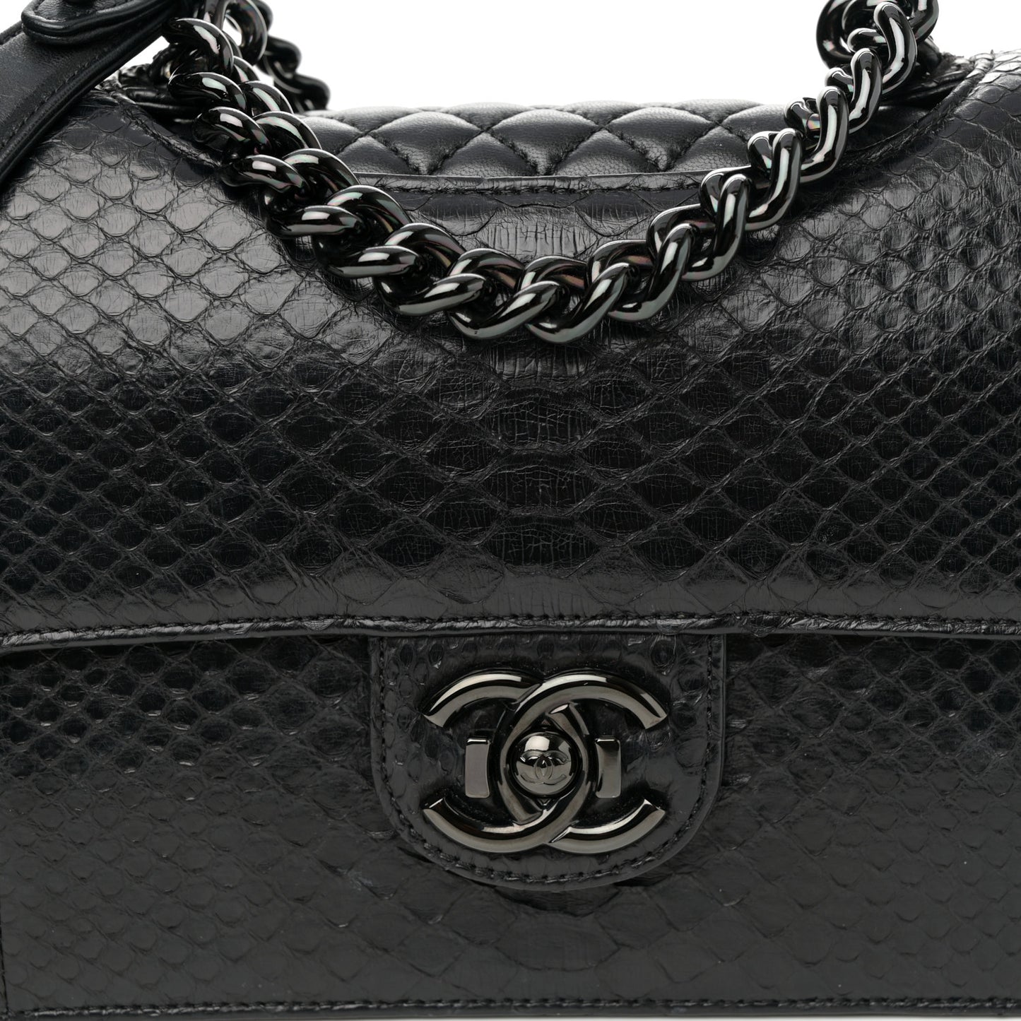Snakeskin Medium Perfect Edge Flap Black
