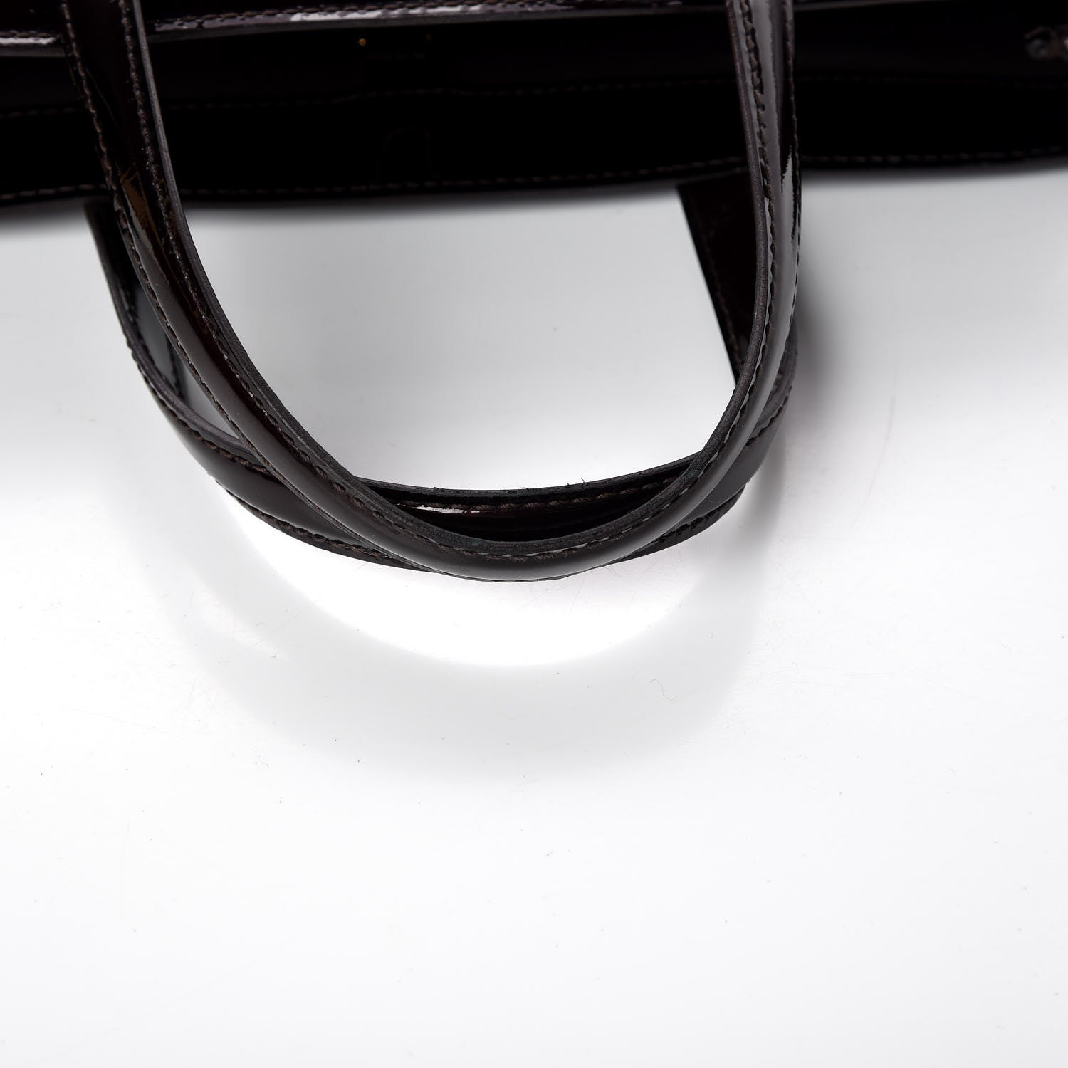 Louis Vuitton Vernis Wilshire PM Amarante 13 of 17