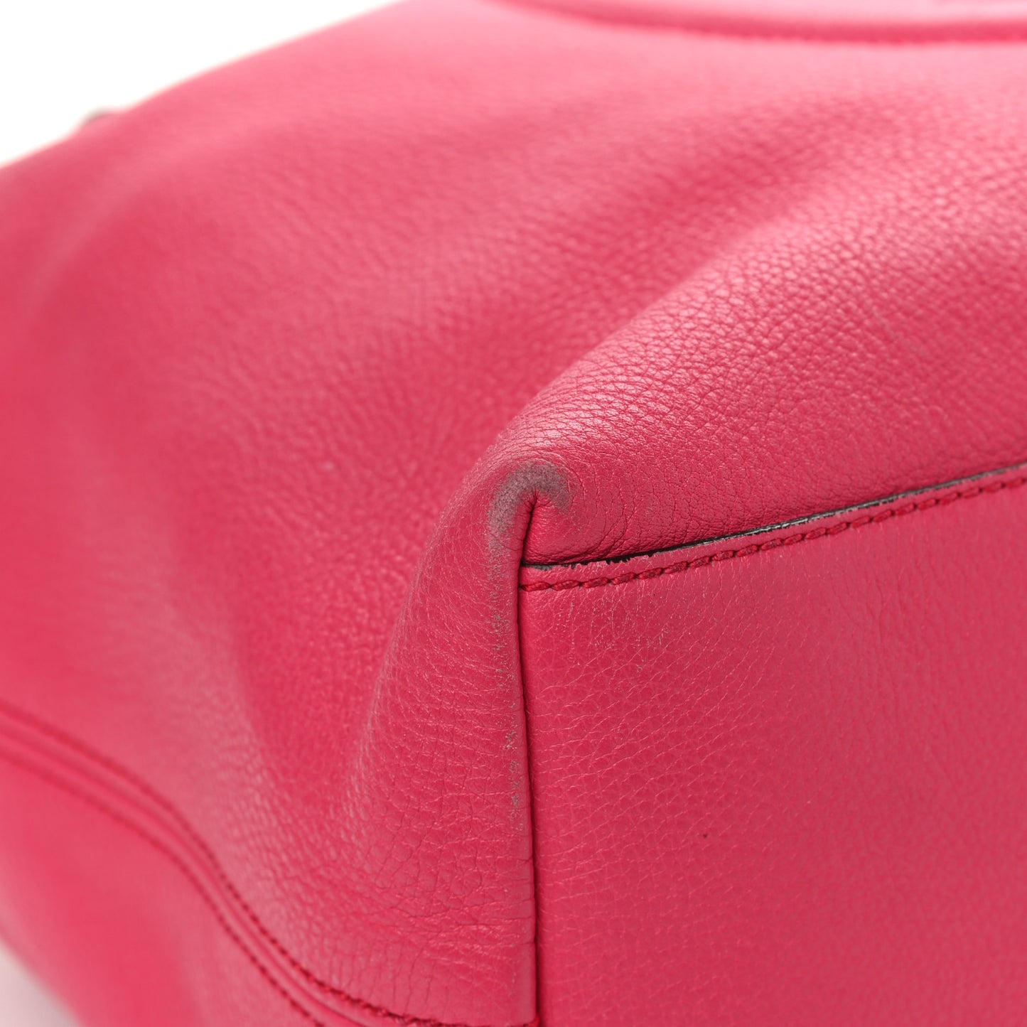 Pebbled Calfskin Medium Soho Chain Shoulder Bag Pink