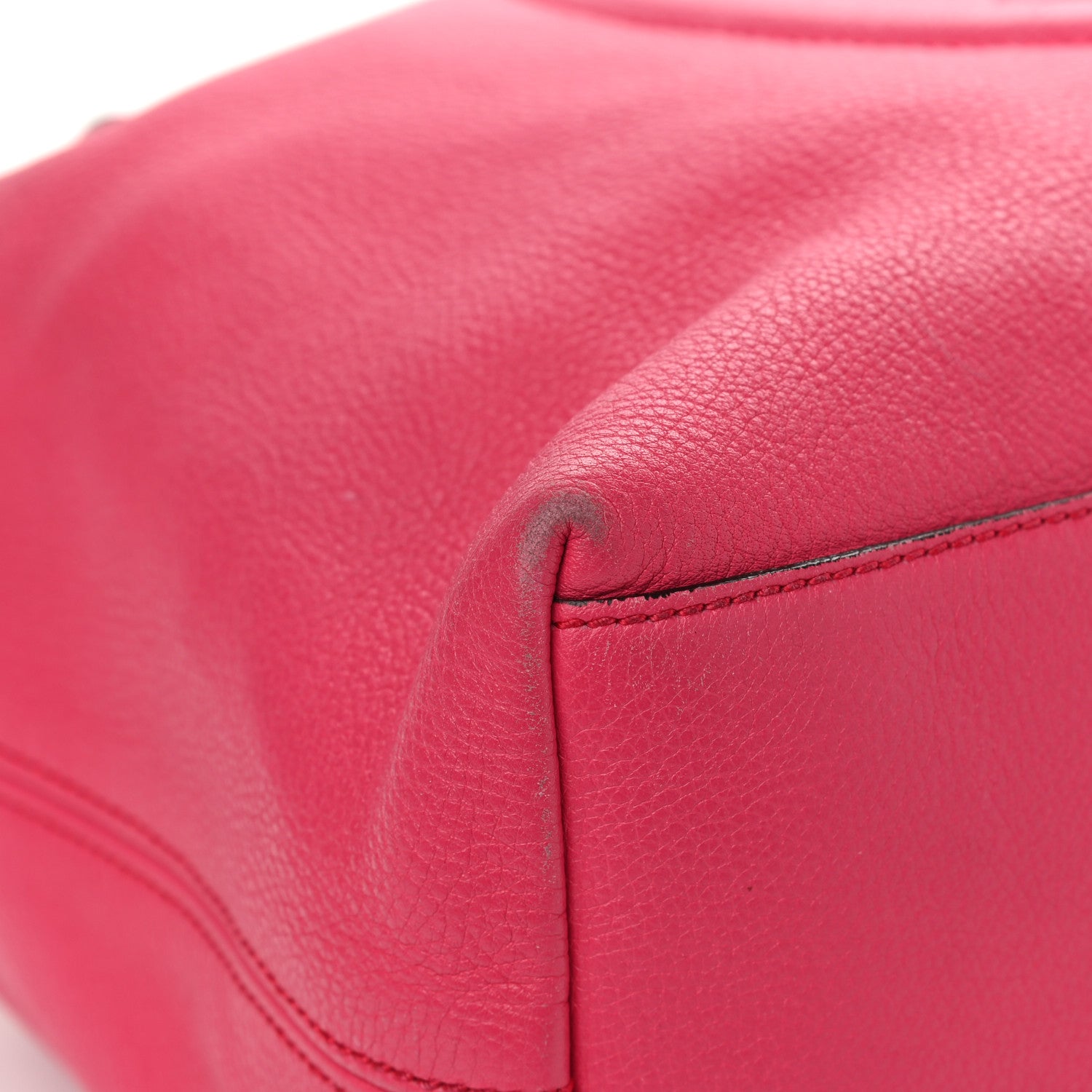 Gucci Pebbled Calfskin Medium Soho Chain Shoulder Bag Pink 14 of 17