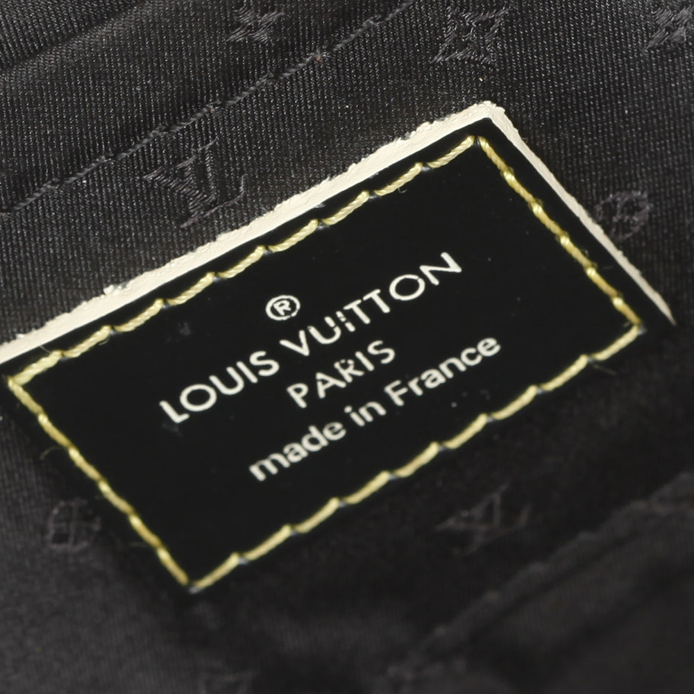 Louis Vuitton Suhali Le Precieux Clutch Noir 10 of 12