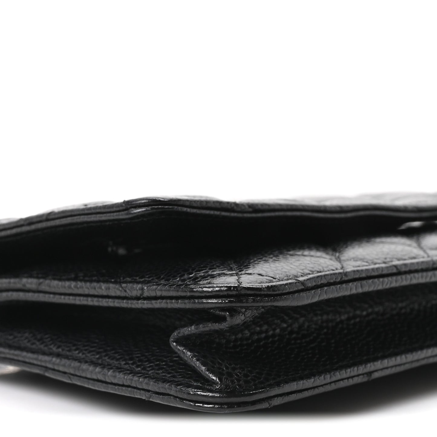 Caviar Quilted Wallet on Chain WOC Black