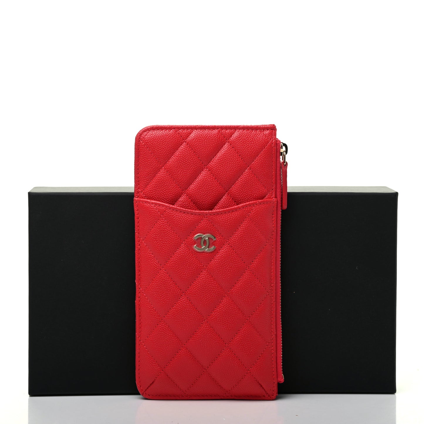 Caviar Quilted Classic iPhone Pouch Red