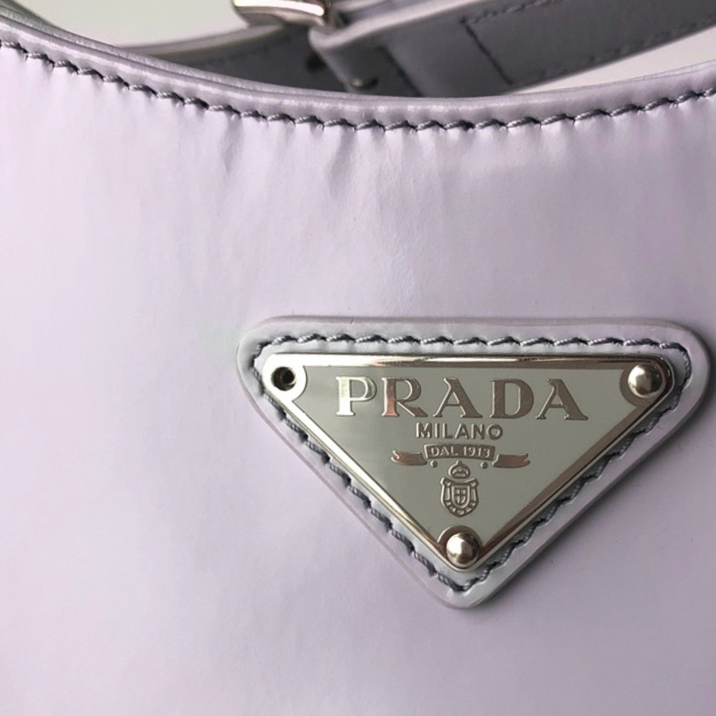 Spazzolato Cleo Adjustable Strap Shoulder Bag Fiordaliso