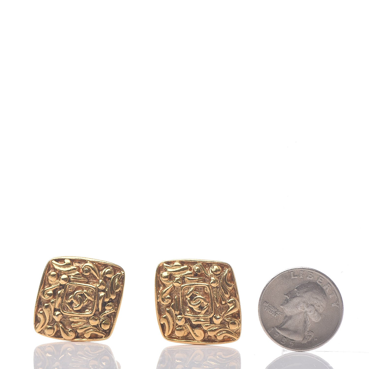 Chanel CC Diamond Shaped Cufflinks Gold 2 of 4