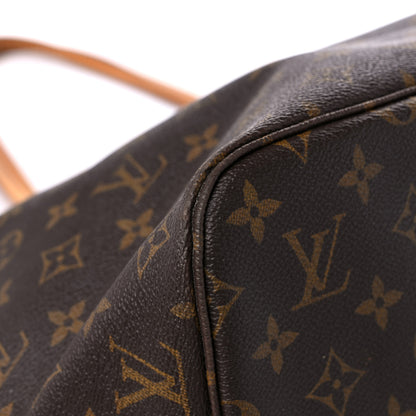 Louis Vuitton Monogram Neverfull MM 8 of 18