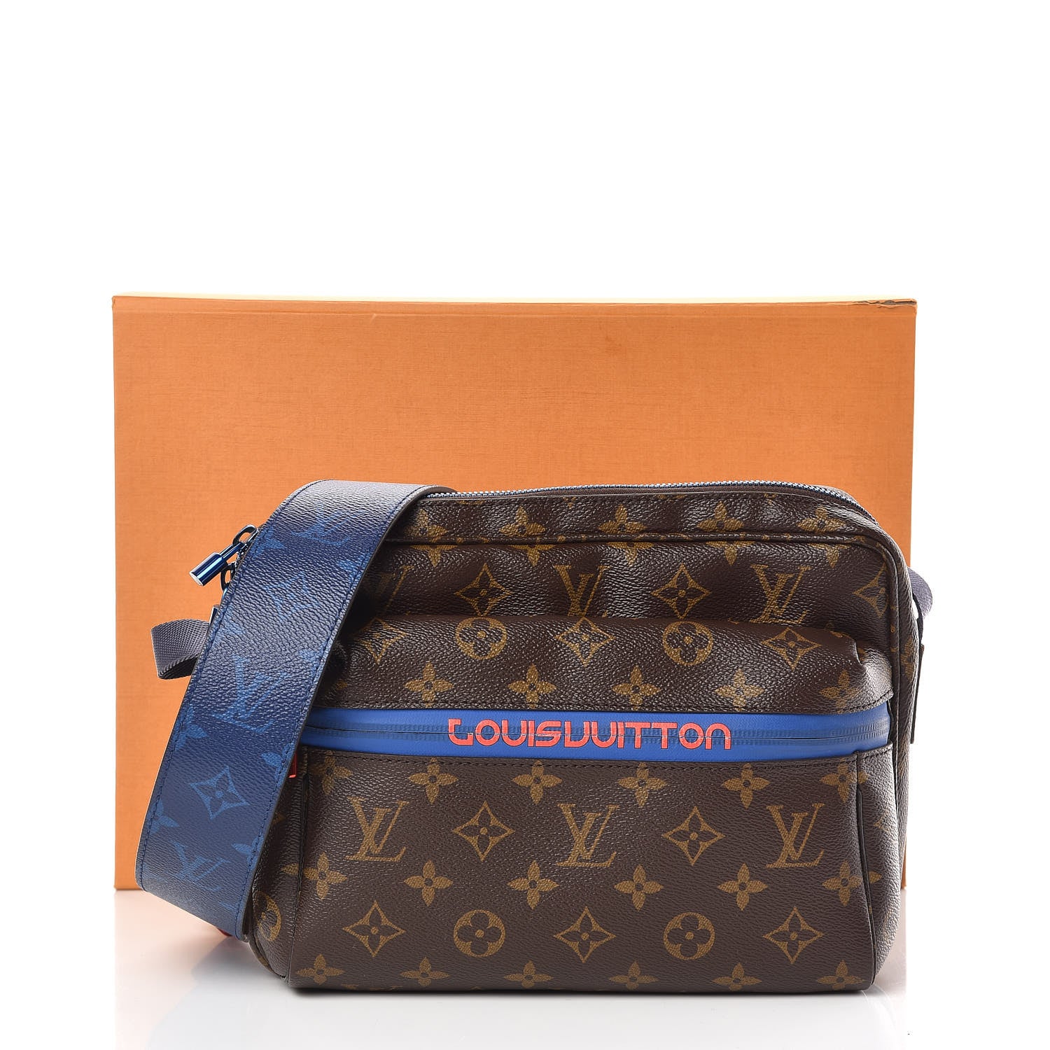 Louis Vuitton Monogram Outdoor Messenger PM 10 of 10