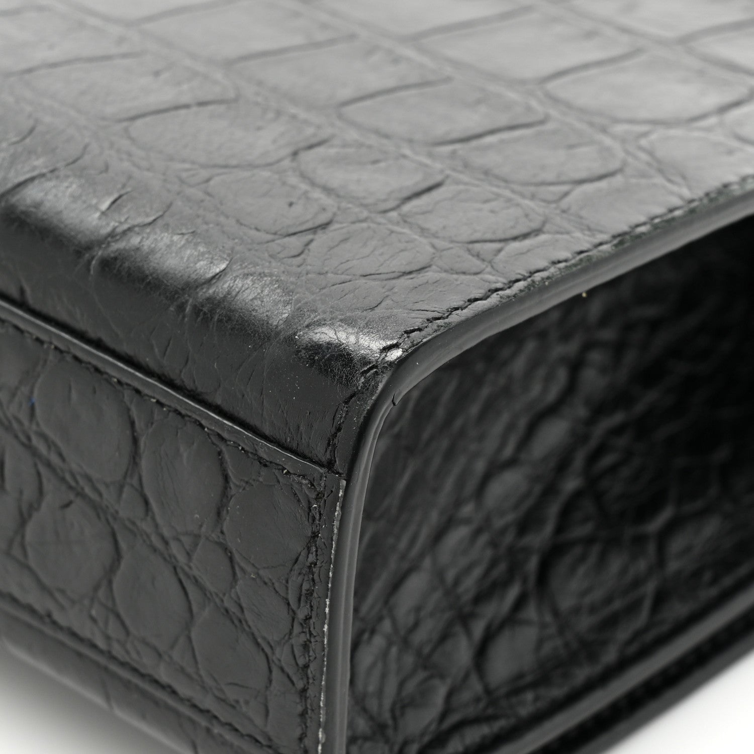 Saint Laurent Calfskin Crocodile Embossed Medium Classic Monogram Kate Tassel Satchel Black 16 of 17