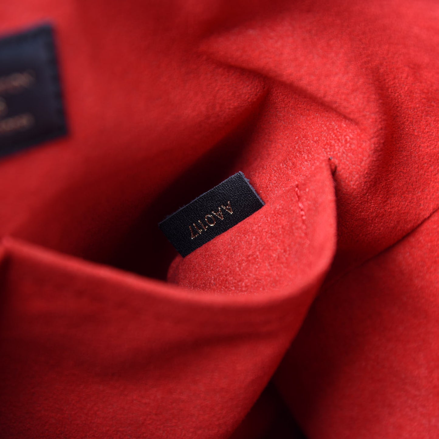 Monogram Tuileries Caramel Rouge