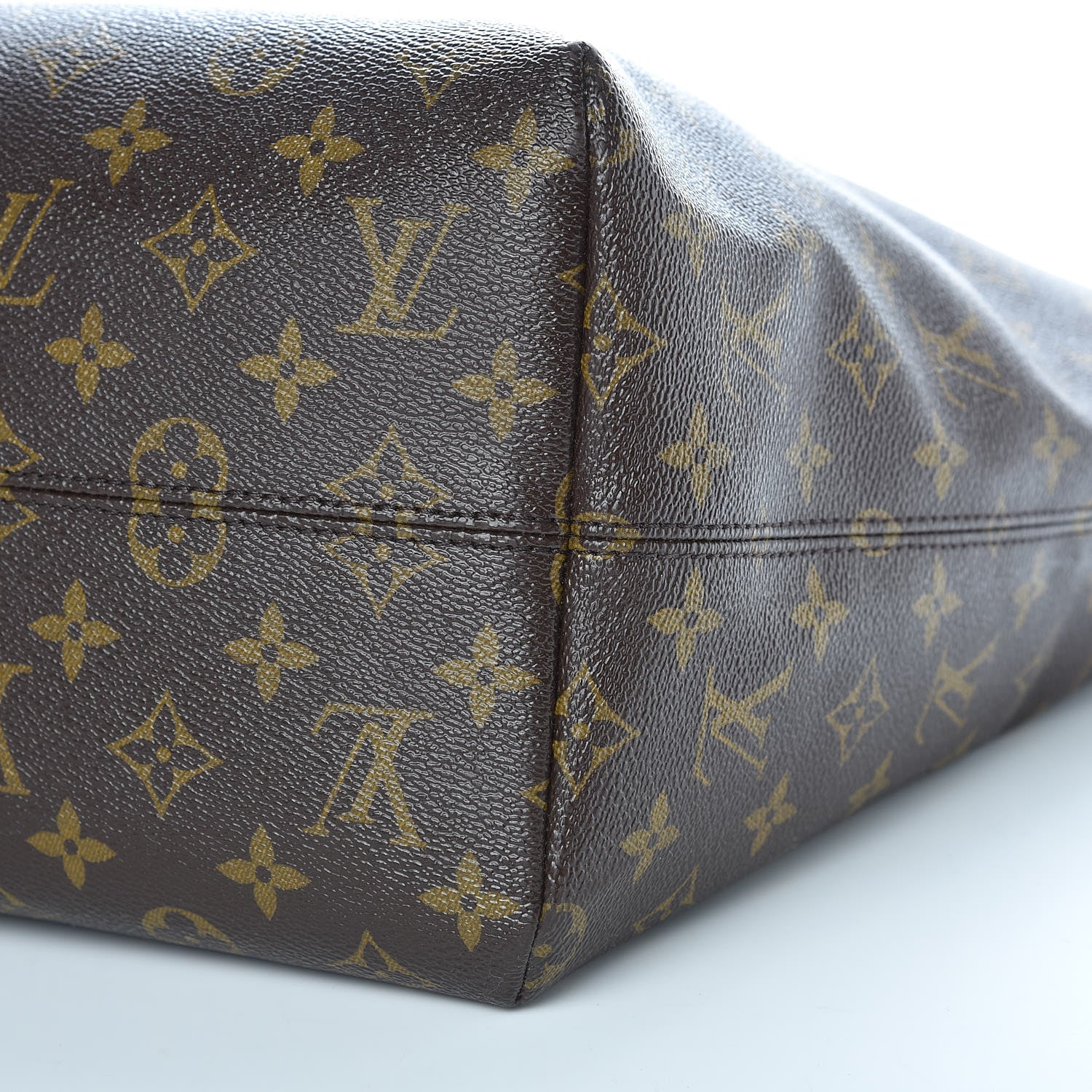 Louis Vuitton Monogram Raspail MM 20 of 20