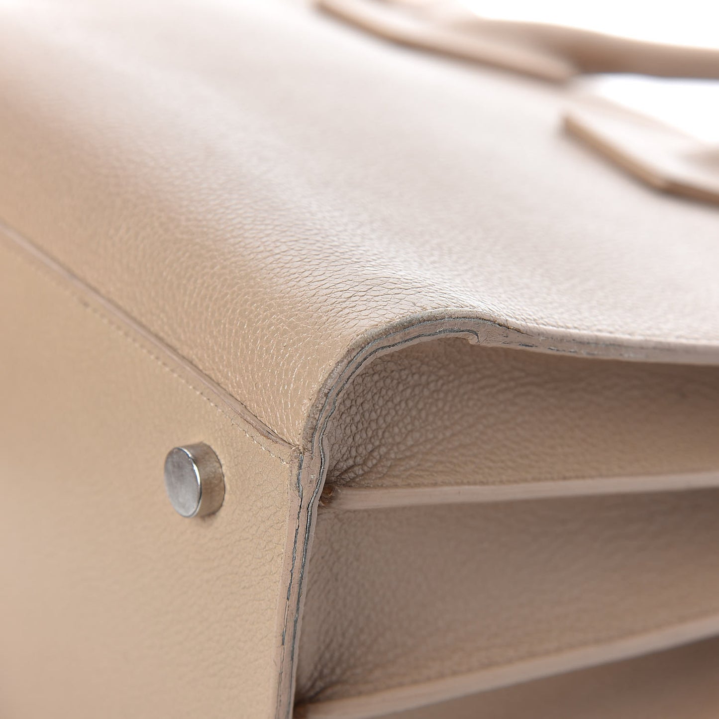 Grained Calfskin Small Sac De Jour Nude Powder