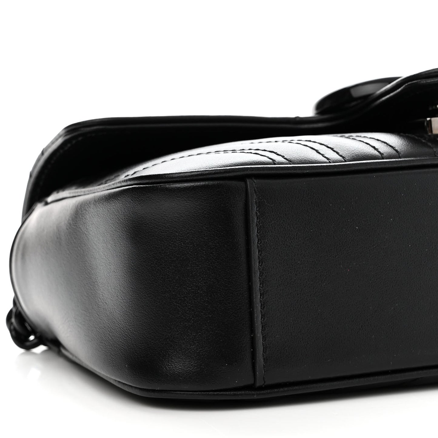 Calfskin Matelasse Monochrome Mini GG Marmont Shoulder Bag Black