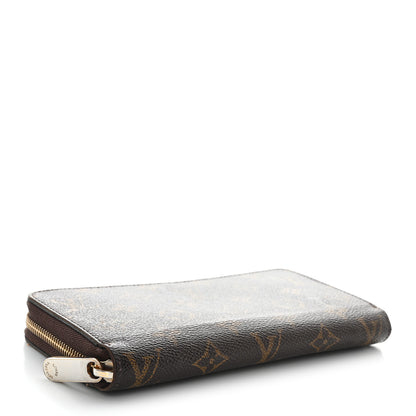 Louis Vuitton Monogram Zippy Wallet 4 of 15