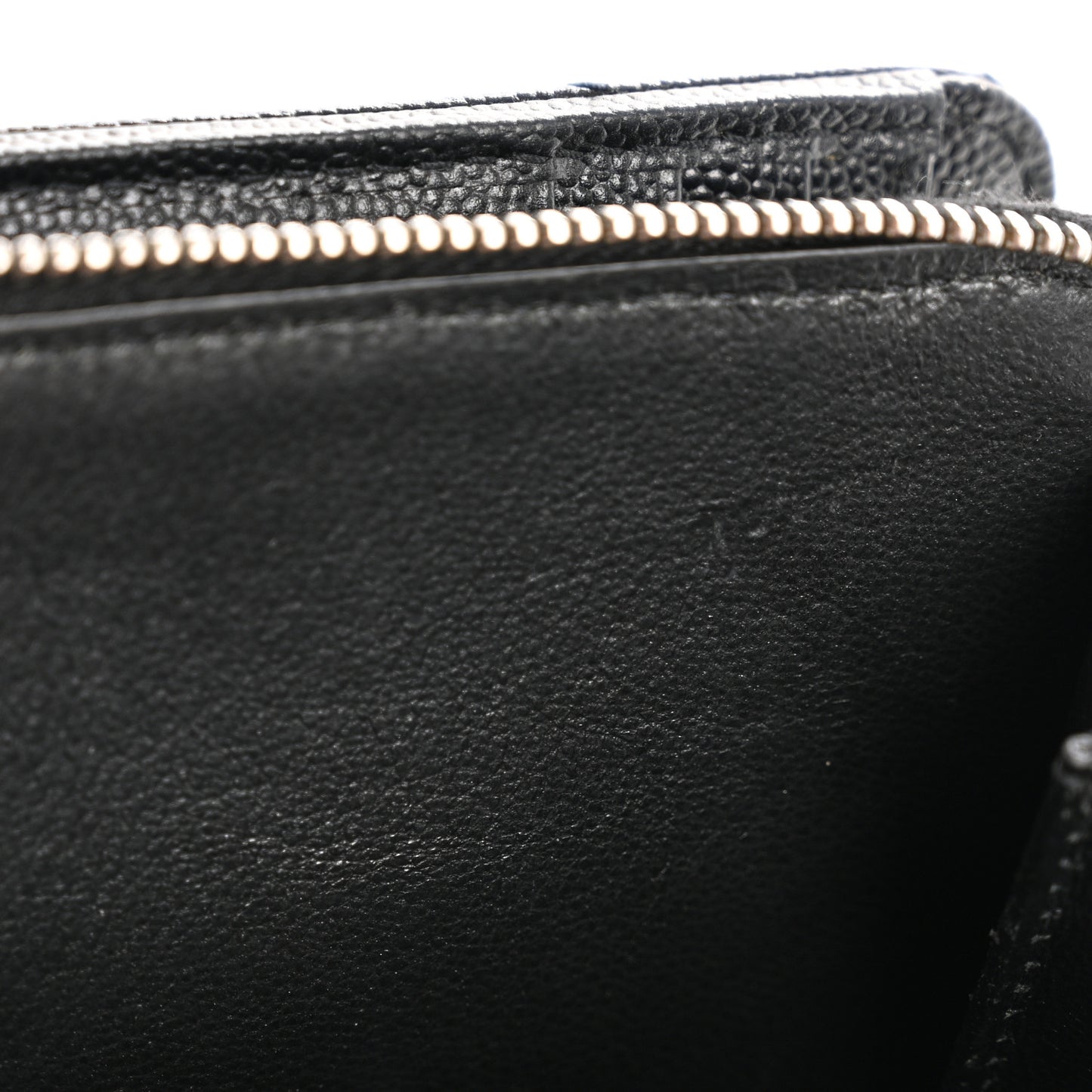 Grain De Poudre Matelasse Chevron Monogram Compact Zip Around Wallet Black