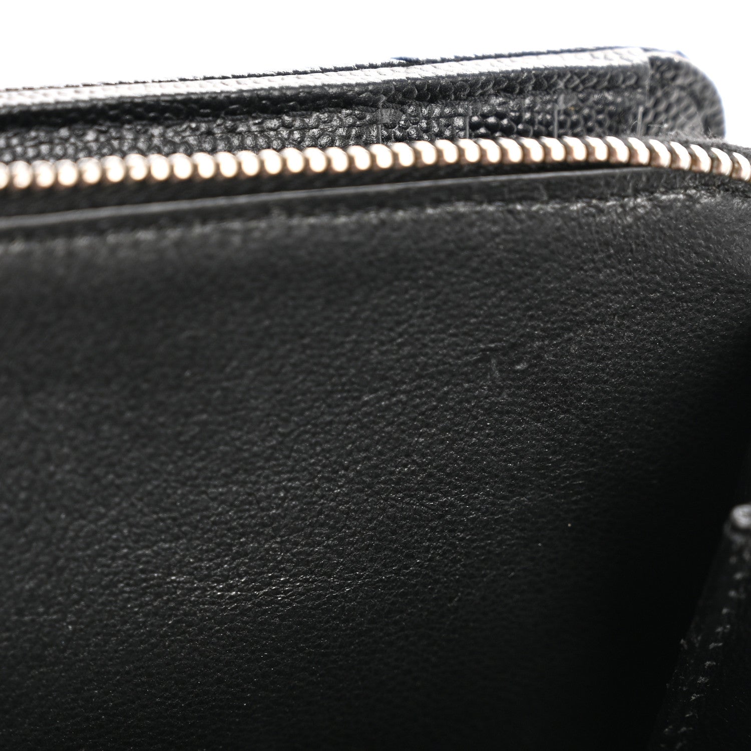 Saint Laurent Grain De Poudre Matelasse Chevron Monogram Compact Zip Around Wallet Black 8 of 11