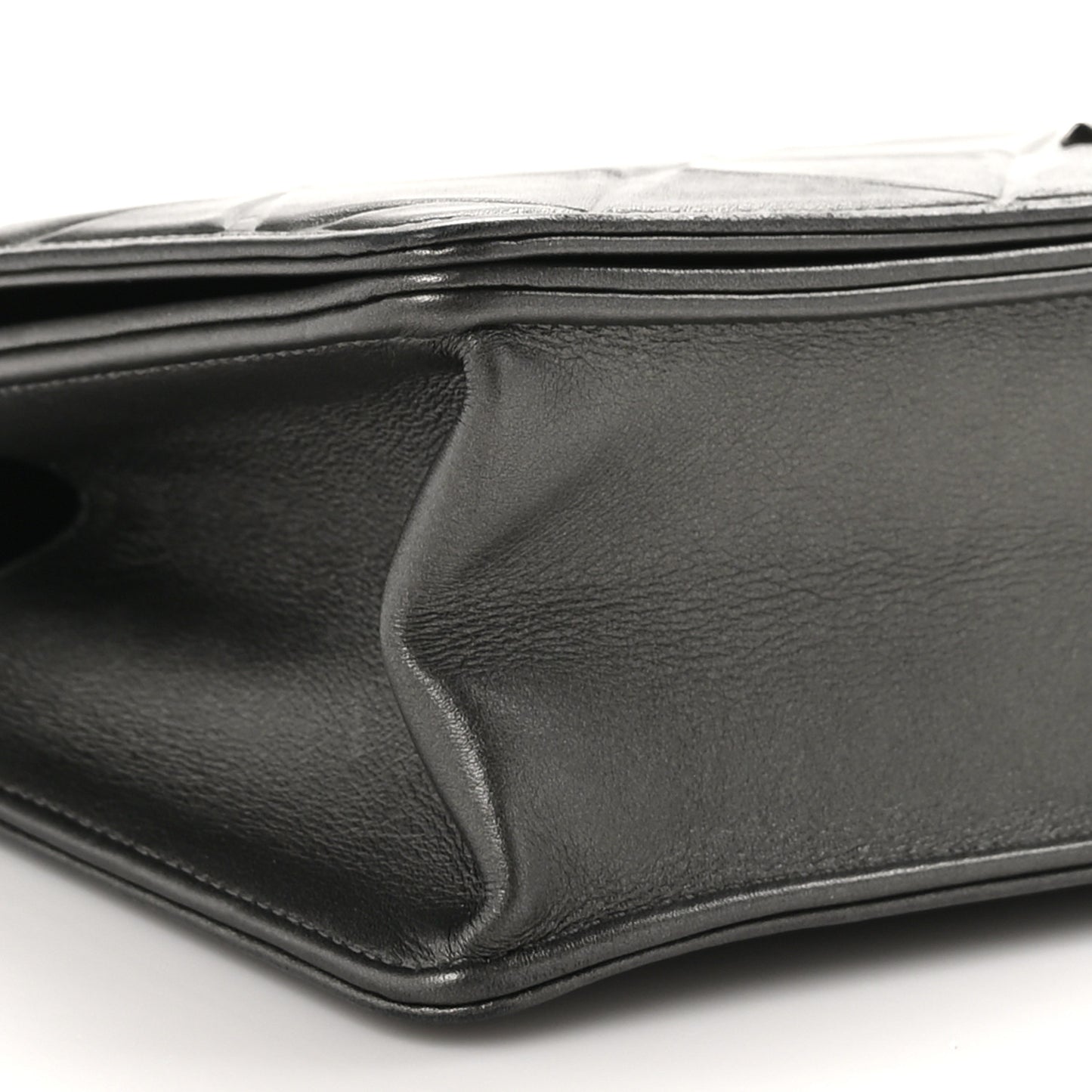 Calfskin Small Propeller Flap Charcoal