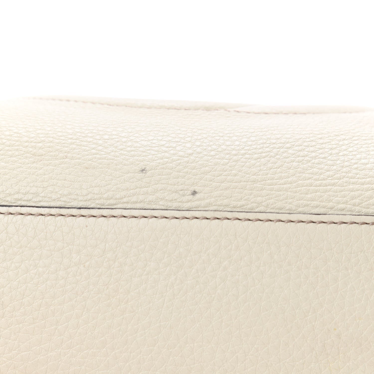 Gucci Pebbled Calfskin Medium Soho Chain Shoulder Bag Off White 10 of 16