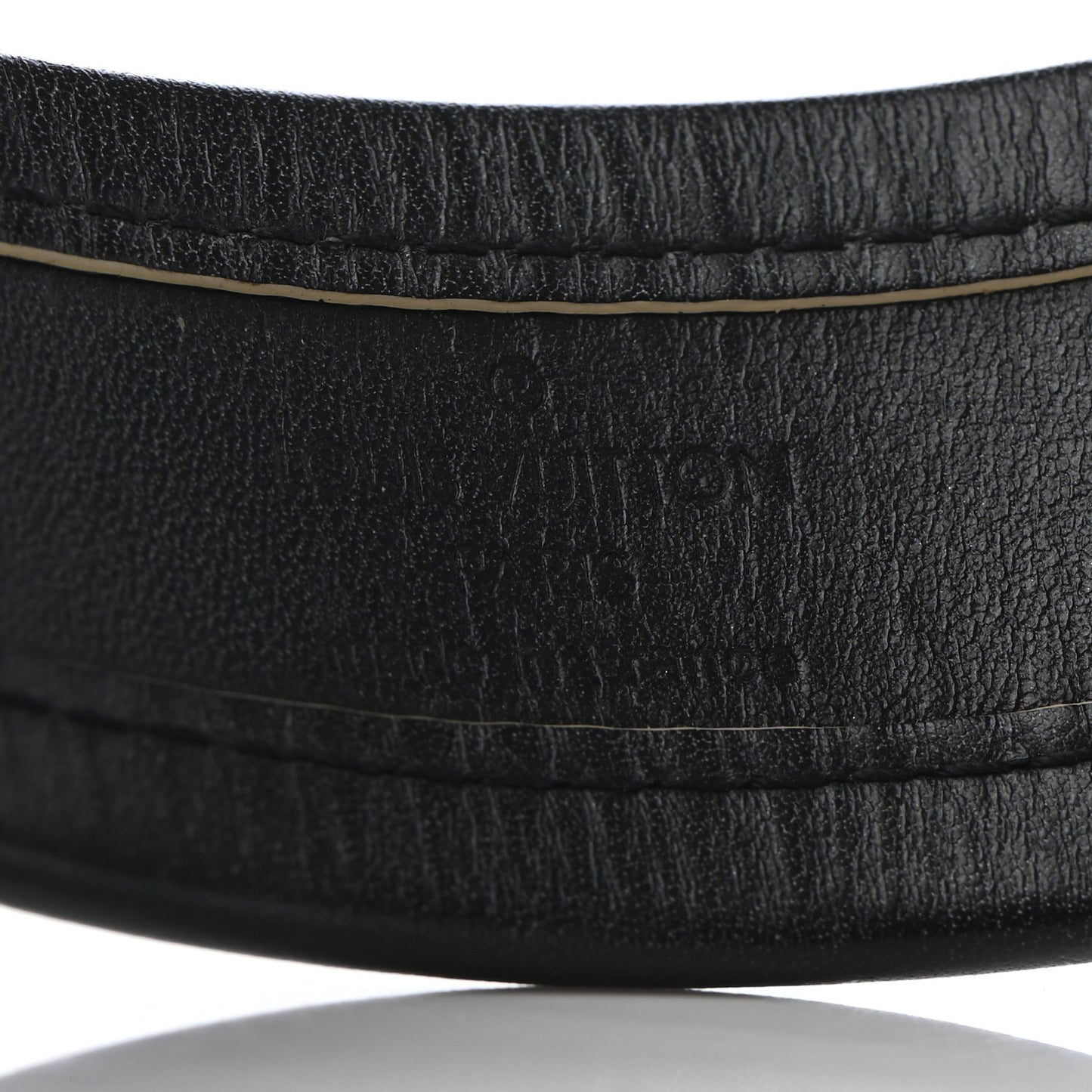 Chèvre Suhali S Lock Bracelet Black