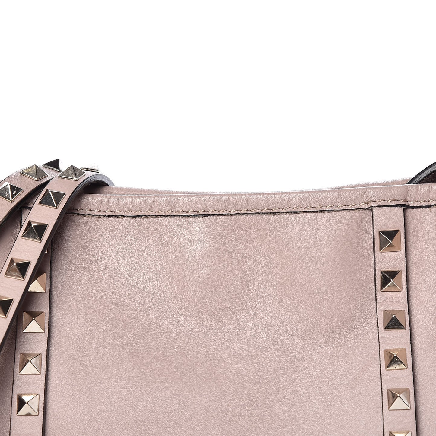 Vitello Rockstud Shopper Tote Poudre