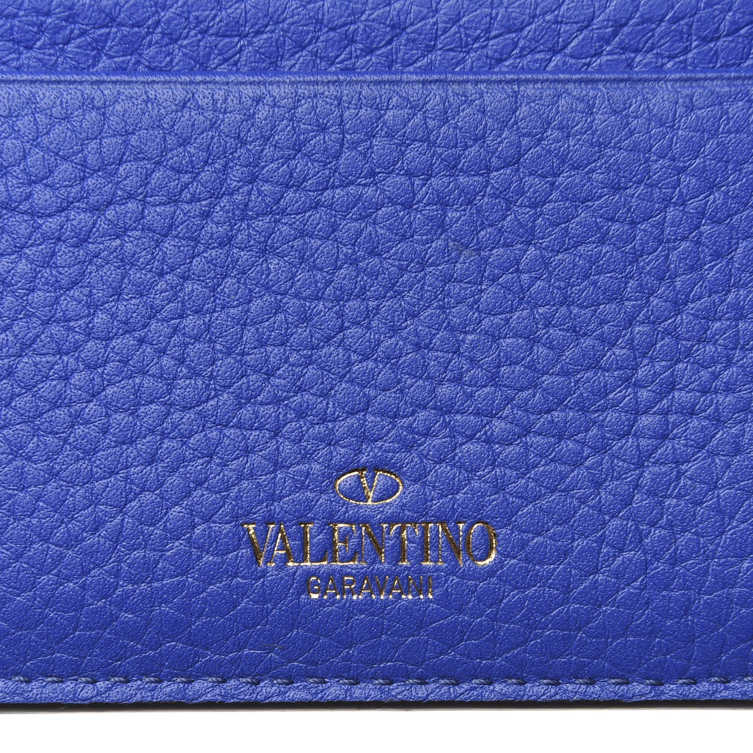 Valentino Garavani Pebbled Calfskin Rockstud Card Holder Acid Blue 6 of 7