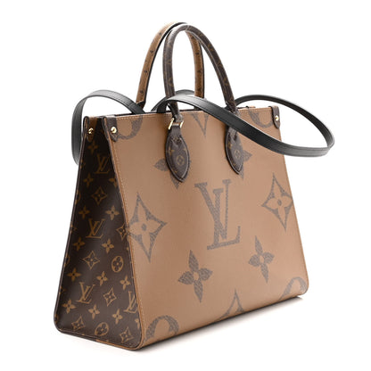 Louis Vuitton Reverse Monogram Giant Onthego MM 3 of 10