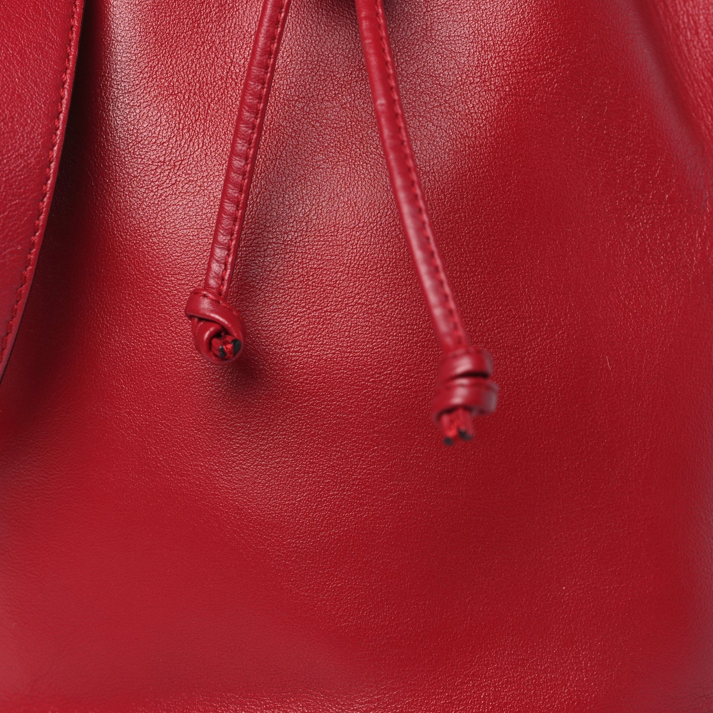 Vitello Grace Matte F is Fendi Grande Mon Tresor Bucket Bag Fragola