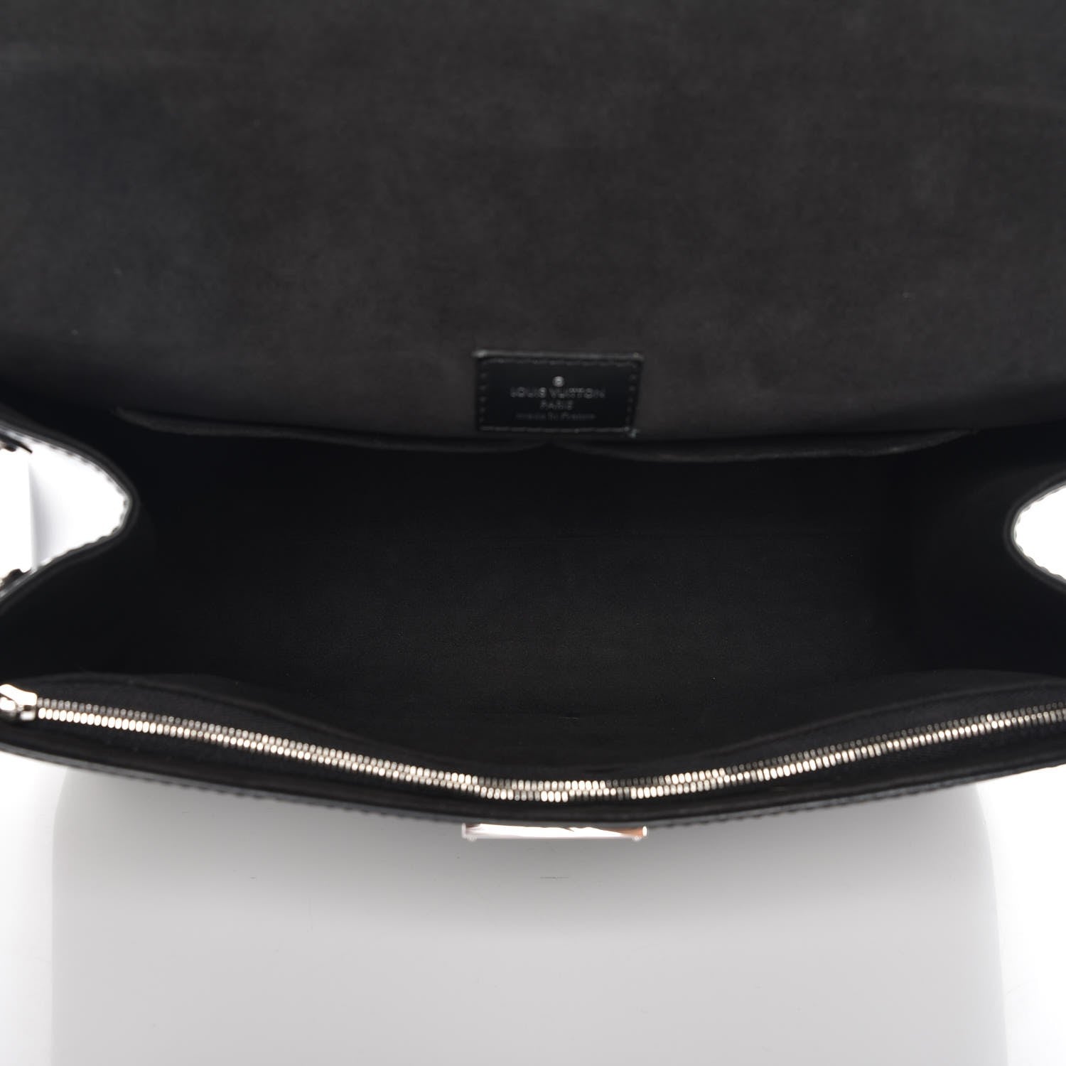 Louis Vuitton Epi Cluny MM Black 6 of 8