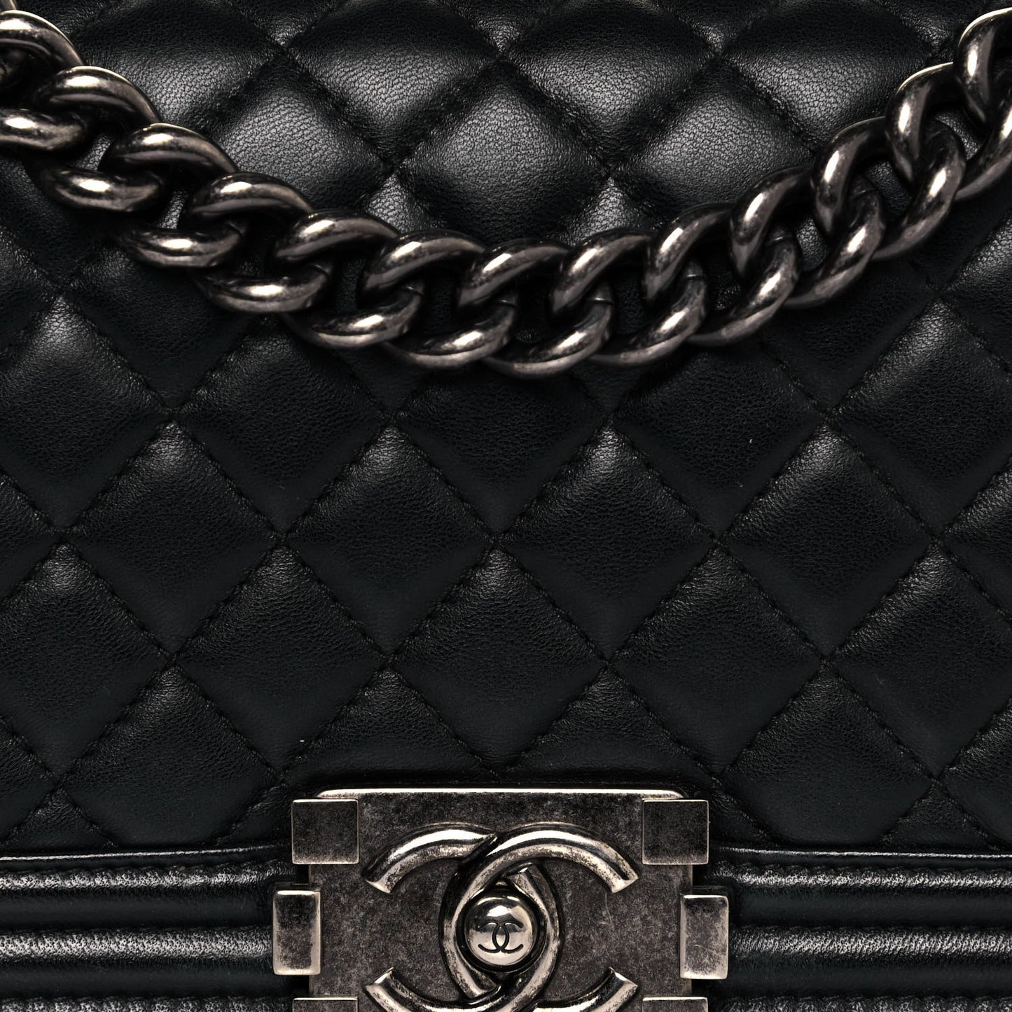 Lambskin Quilted Medium Boy Flap Black