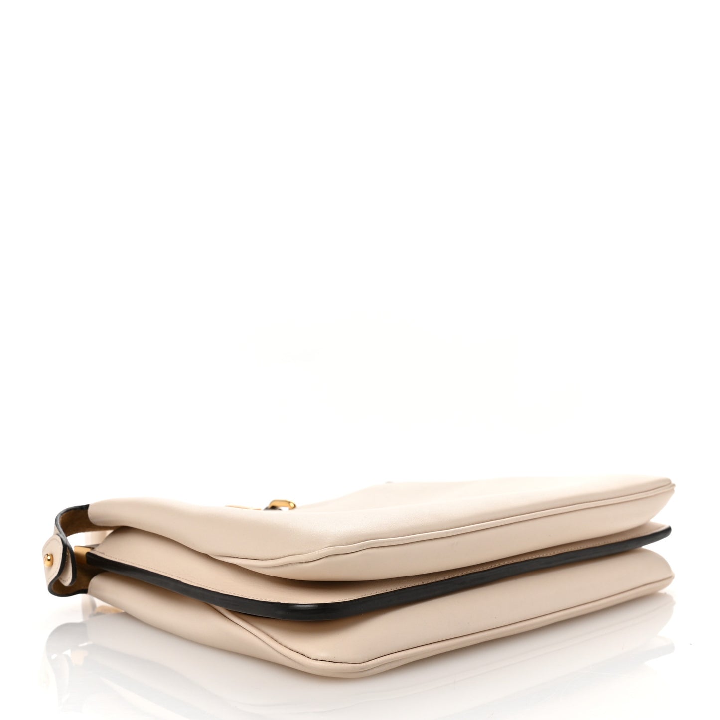 Vitello Medium Soft Peekaboo Camelia