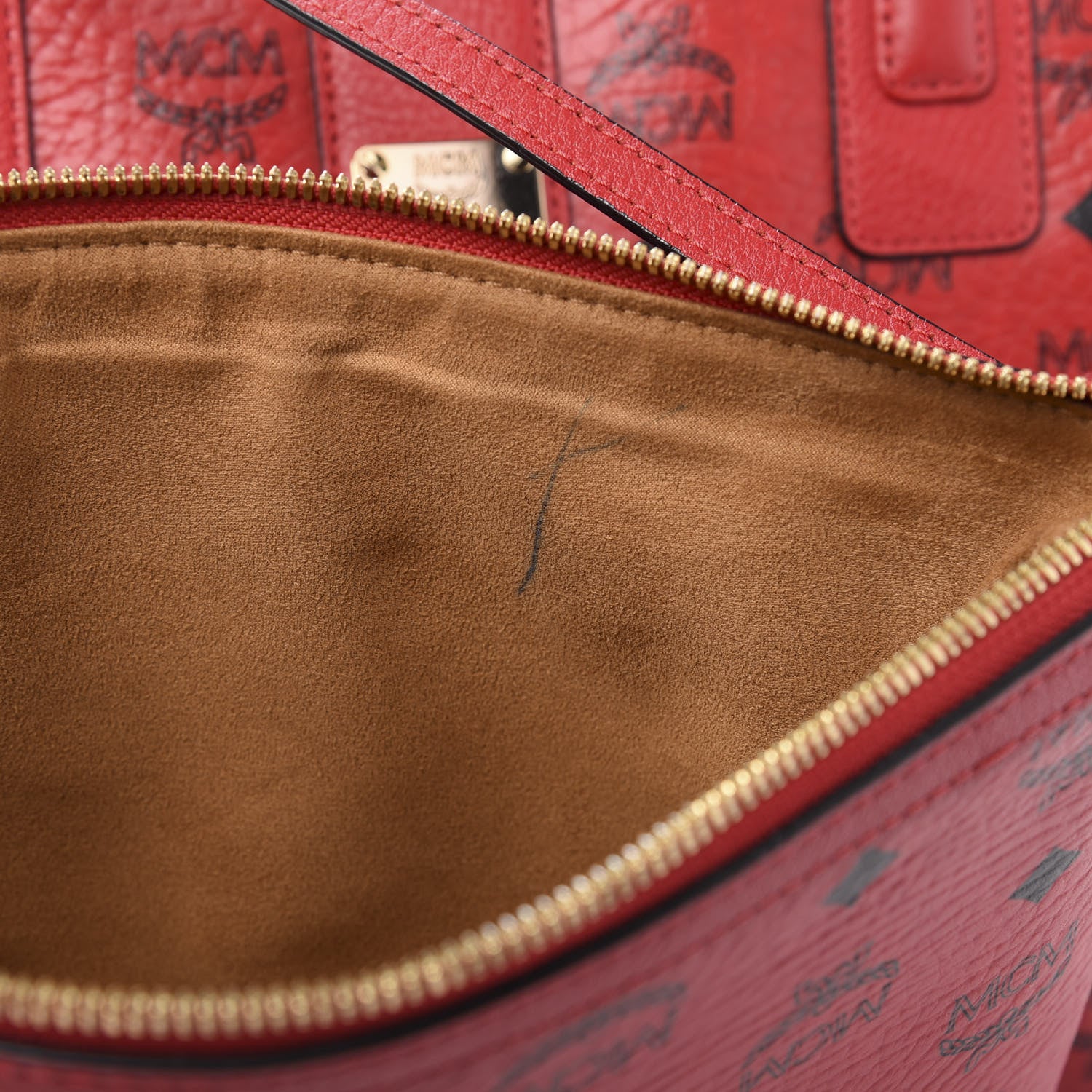 MCM Visetos Medium Liz Reversible Shopper Tote Ruby Red 19 of 20