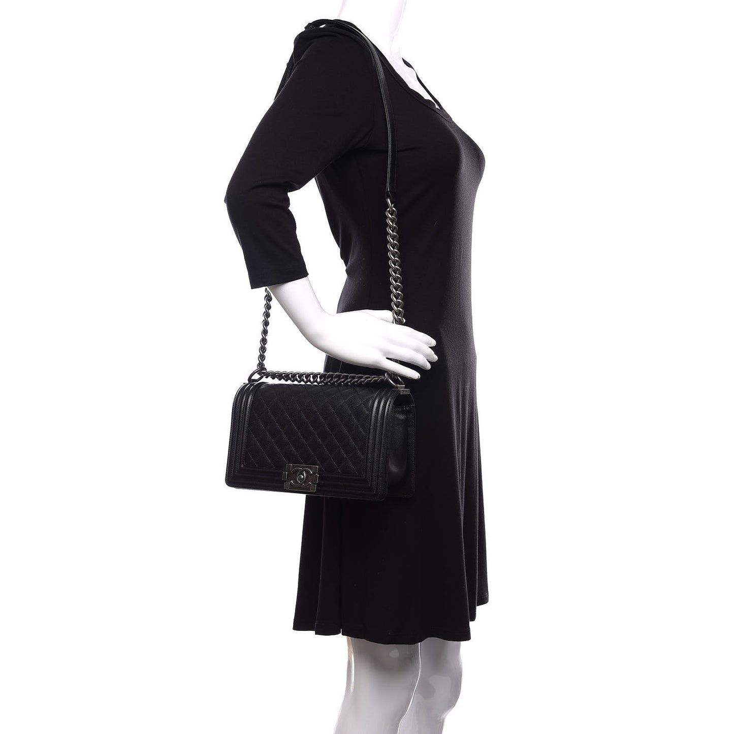 Caviar Quilted Medium Boy Flap Black
