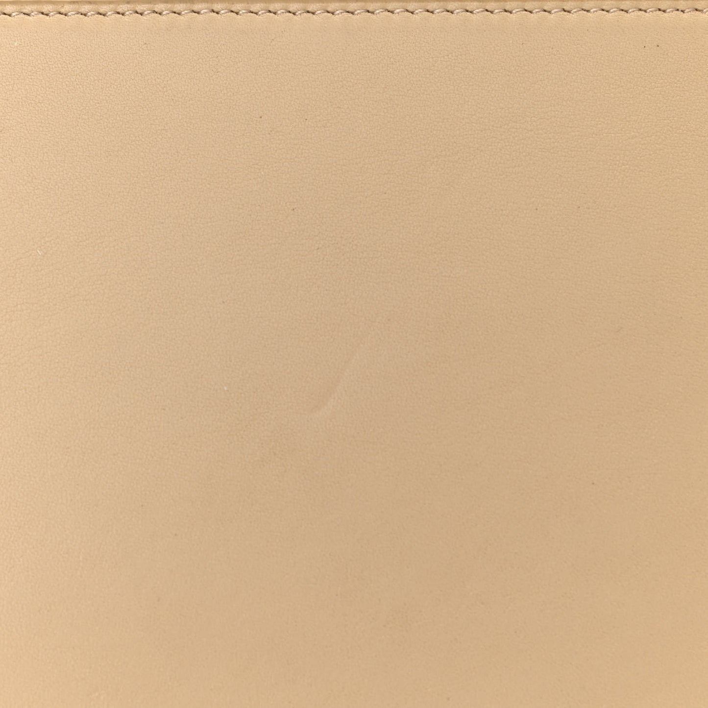 Smooth Calfskin Small Trapeze Butter