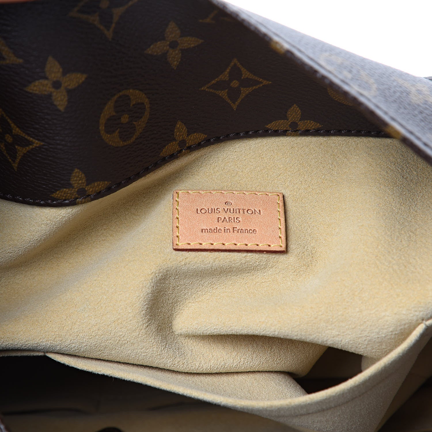 Louis Vuitton Monogram Artsy MM 5 of 11
