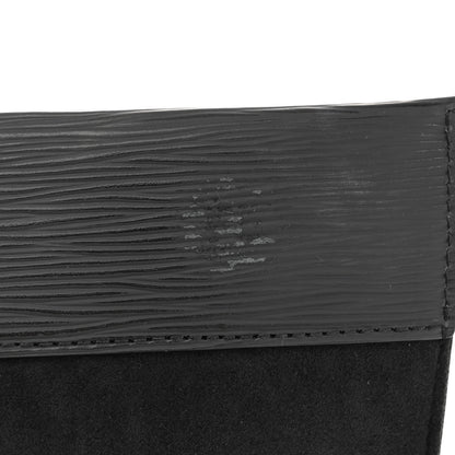 Louis Vuitton Epi Cluny MM Black 11 of 15