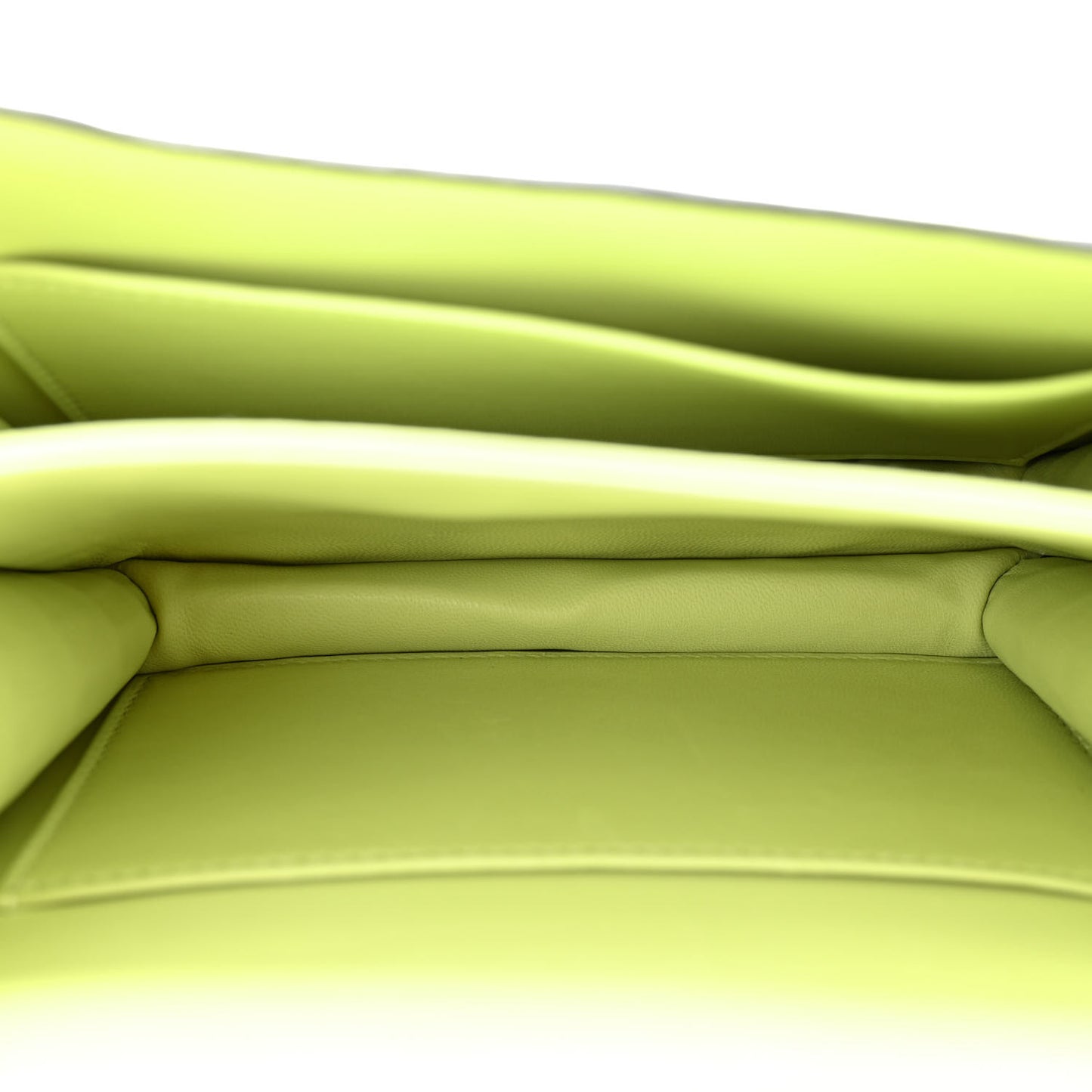 Matte Alligator Constance 18 Jaune Bourgeon