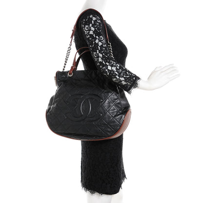 Chanel Iridescent Calfskin Country Chic Hobo Black 2 of 7