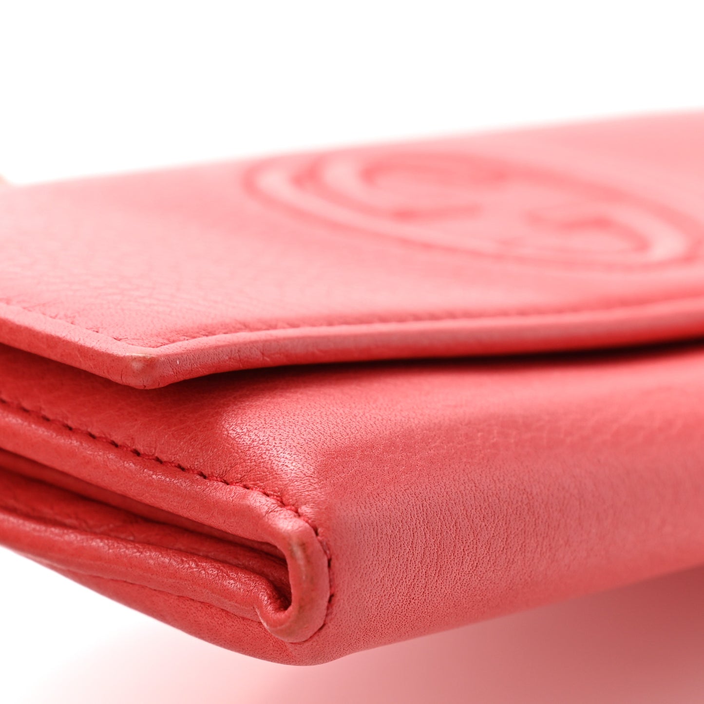 Pebbled Calfskin Large Soho Continental Wallet Red