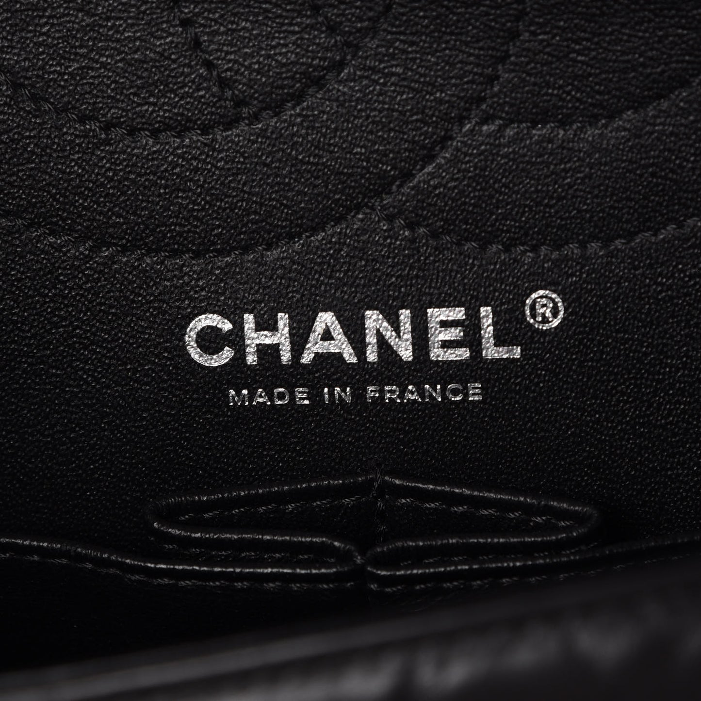 Aged Calfskin Chevron Quilted 2.55 Reissue 226 So Black
