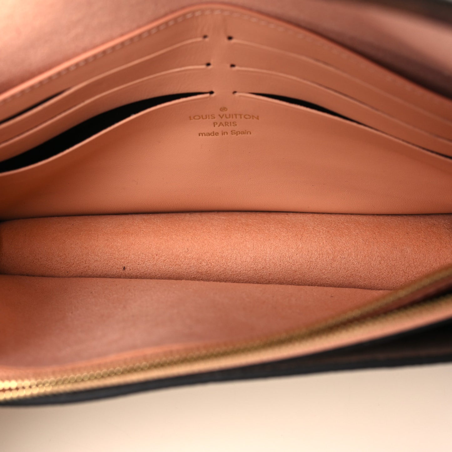 Damier Ebene Vavin Chain Wallet Creme