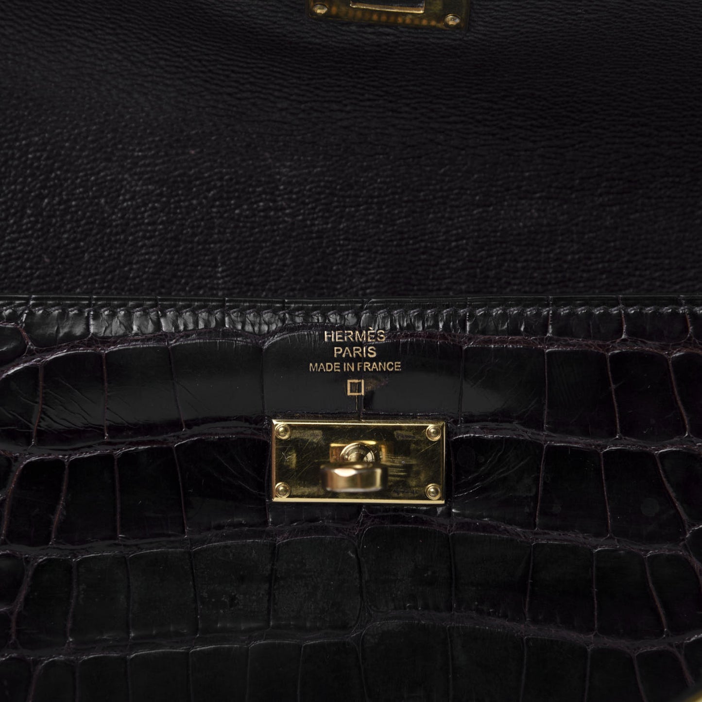 Matte Alligator Kelly Longue Wallet Chocolate