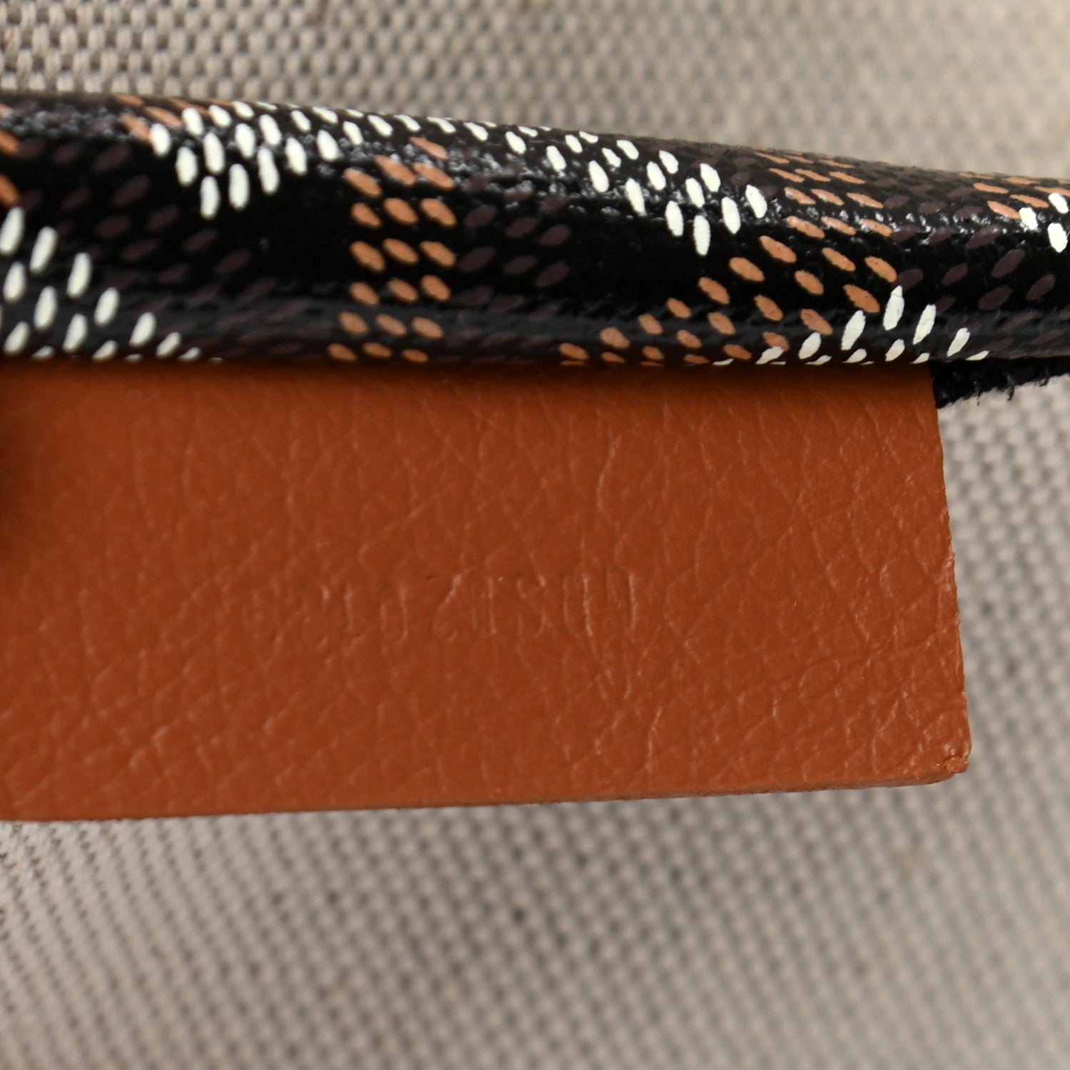 Goyard Goyardine Canvas Le Foulard Pouch Black Gold Off White 7 of 7