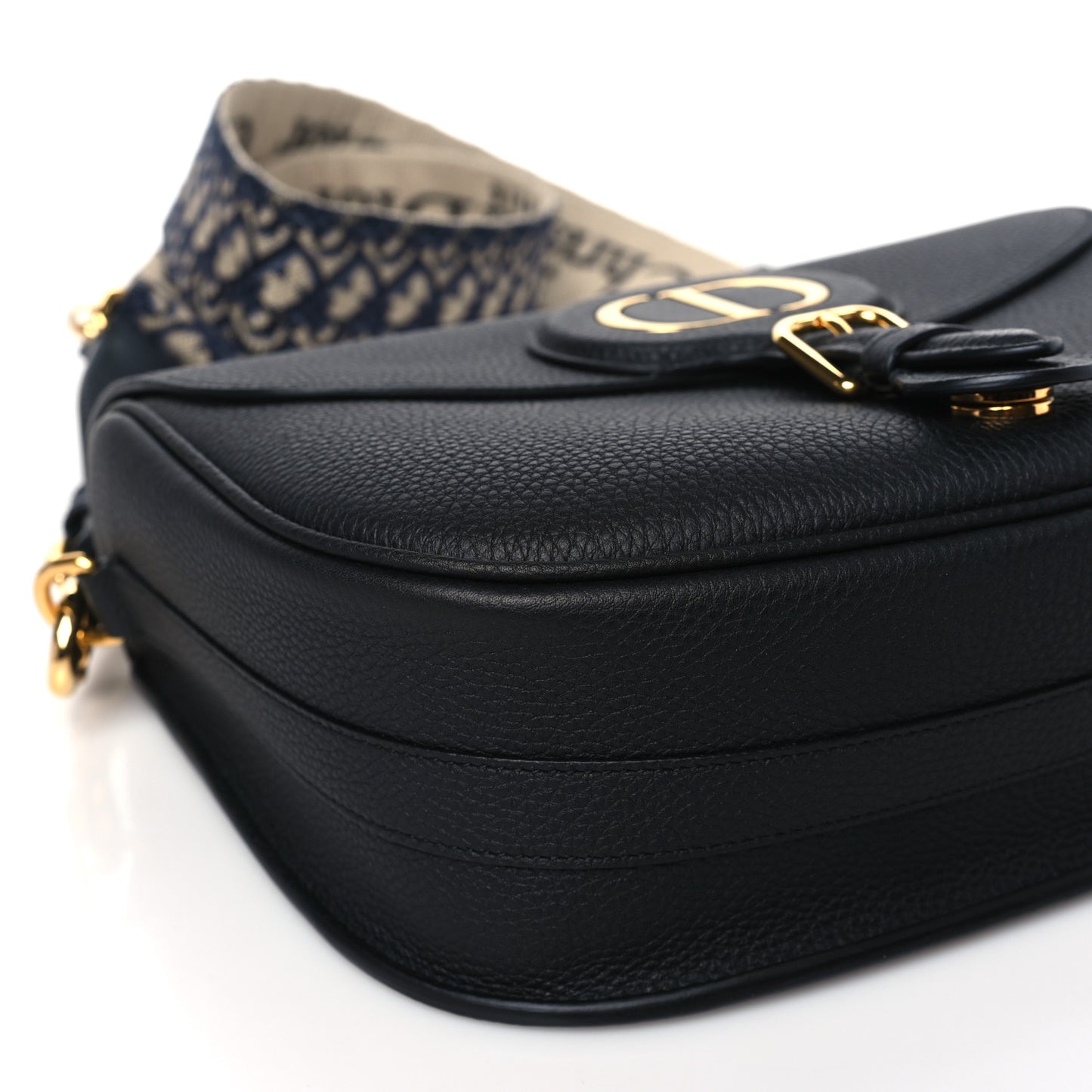Grained Calfskin Large Bobby Flap Black