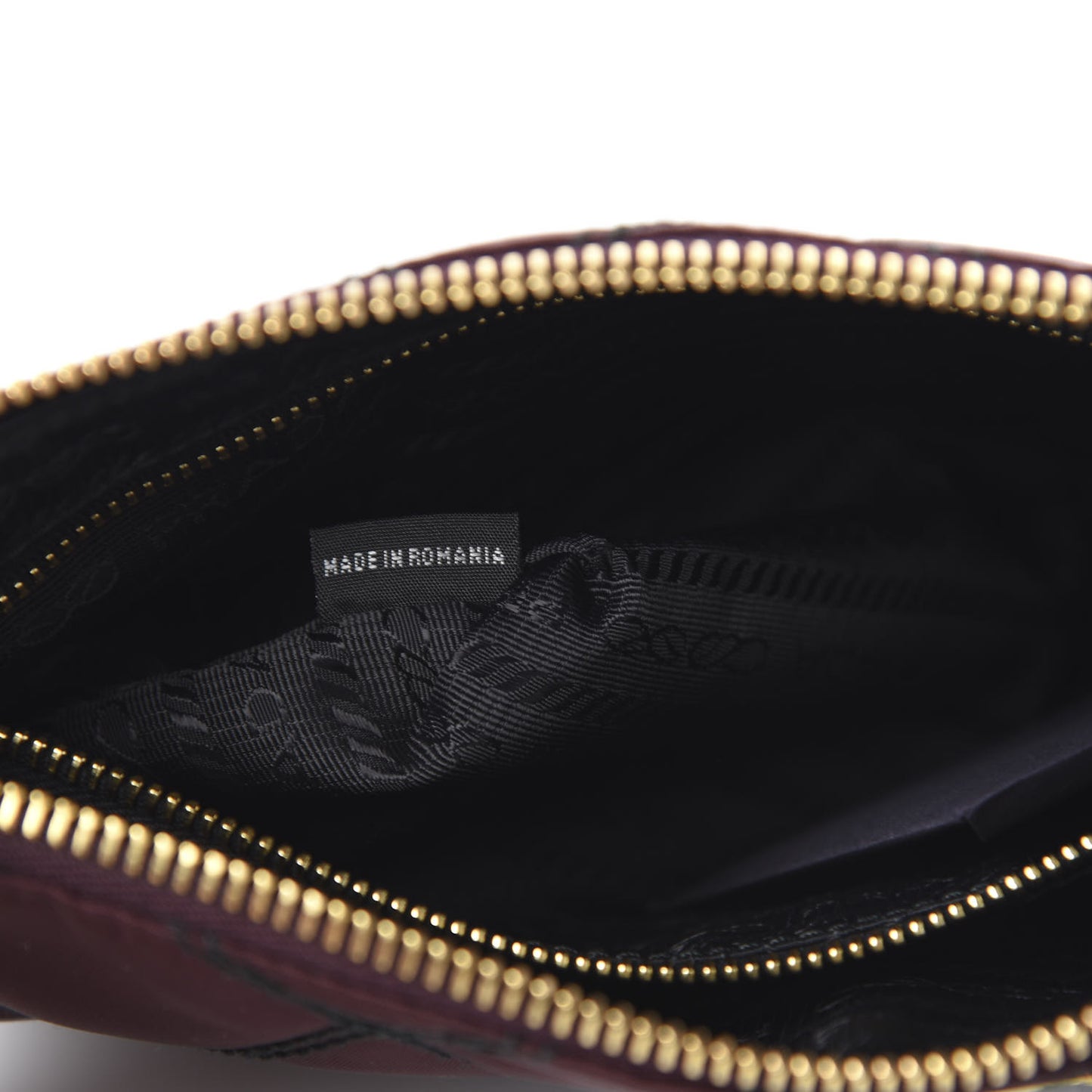 Tessuto Nylon Quilted Pochette Bag Granato