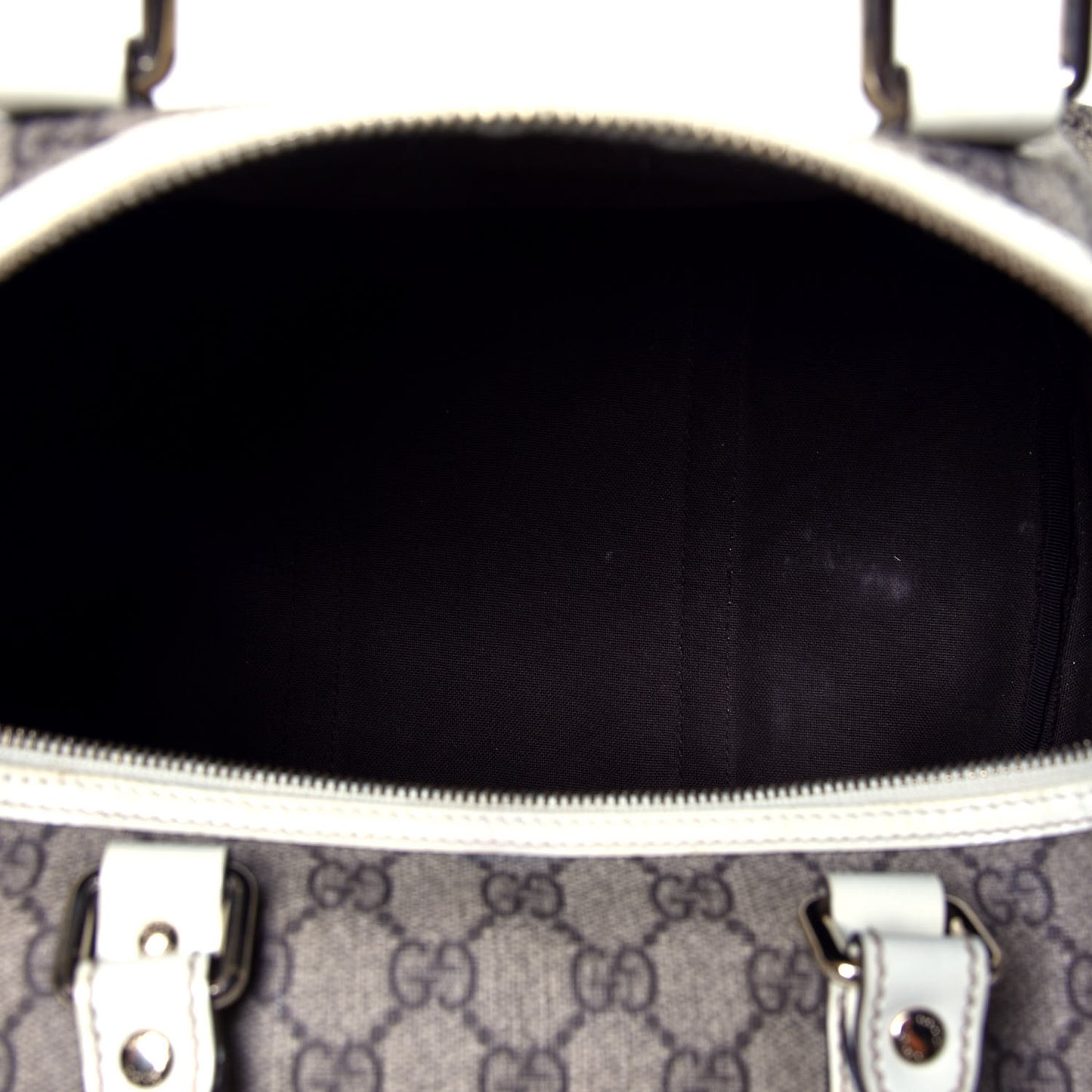 GG Plus Monogram Medium Joy Boston Off White