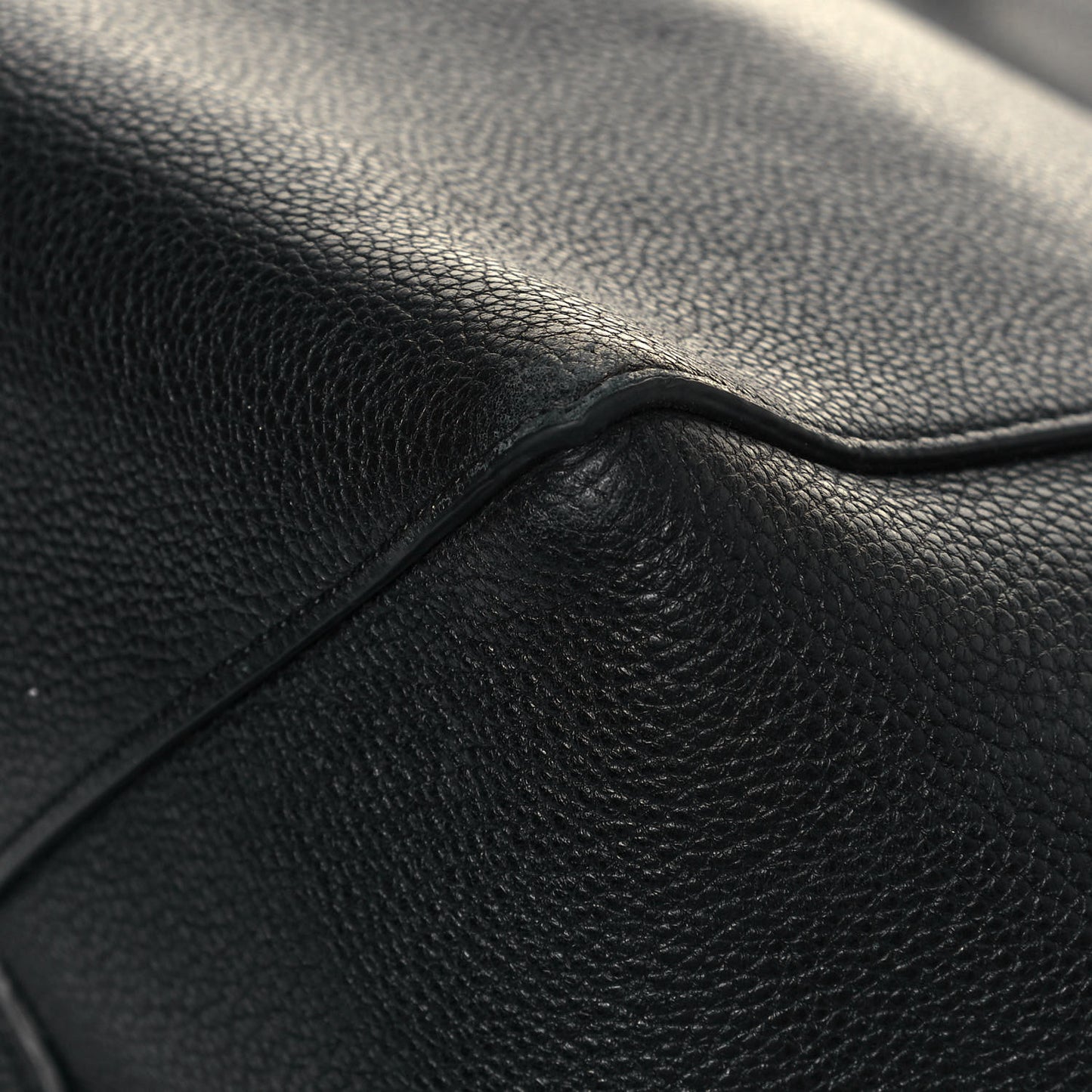 Soft Grained Calfskin Small Belt Cabas Phantom Black