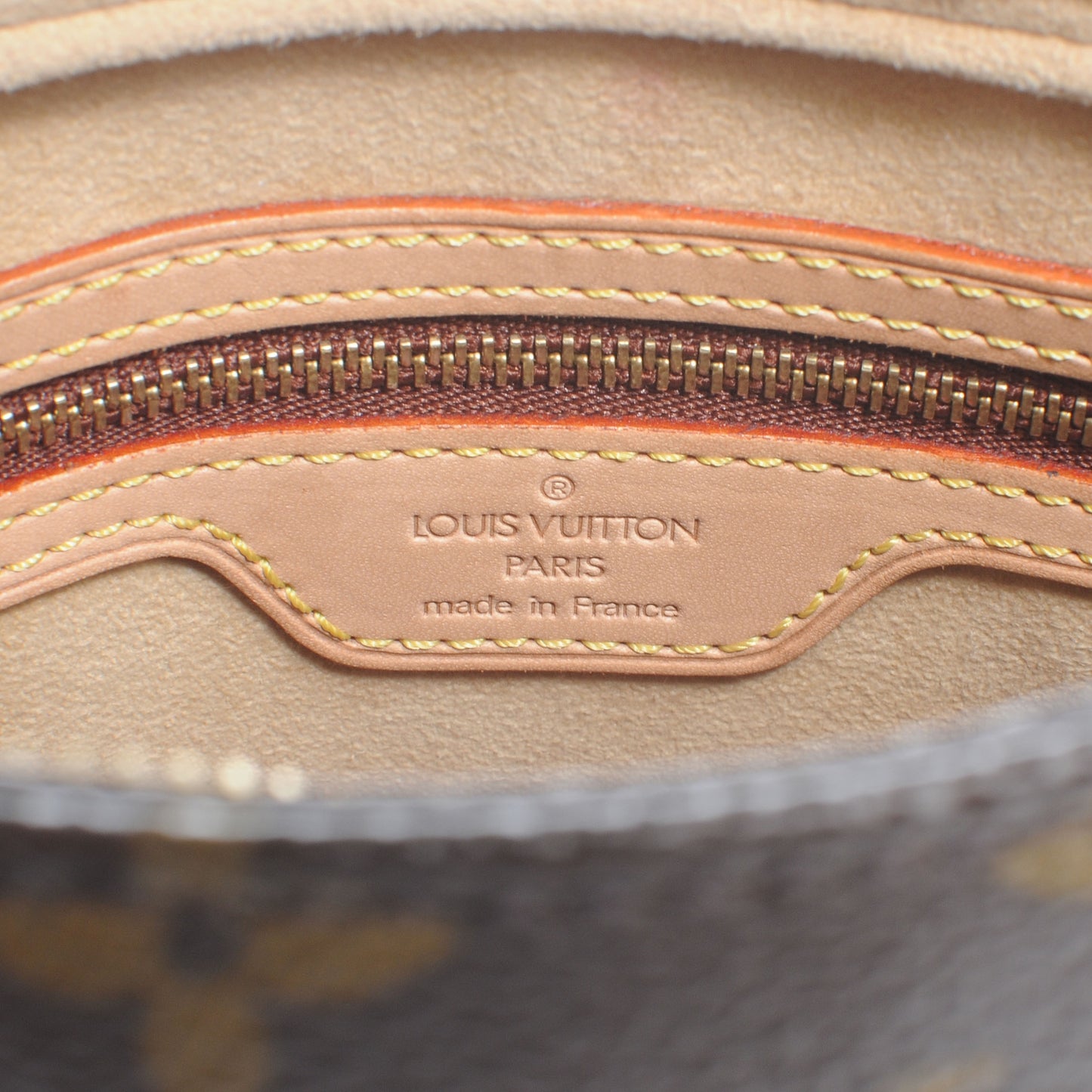 Monogram Looping MM