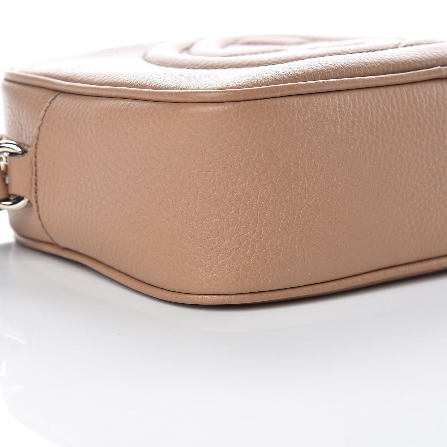 Pebbled Calfskin Small Soho Disco Bag Camelia